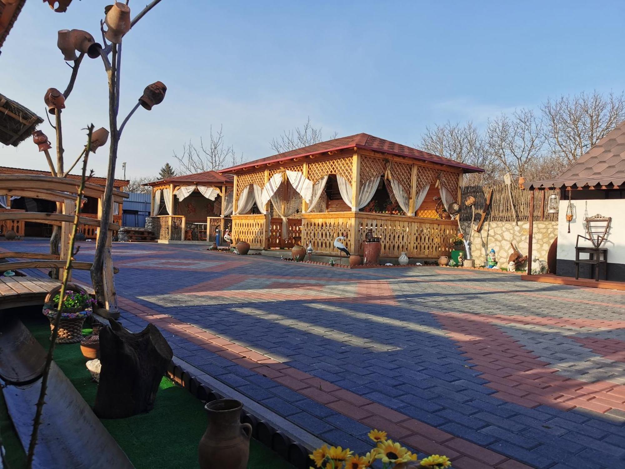 La Madalina Acomodação com café da manhã Selemet Exterior foto