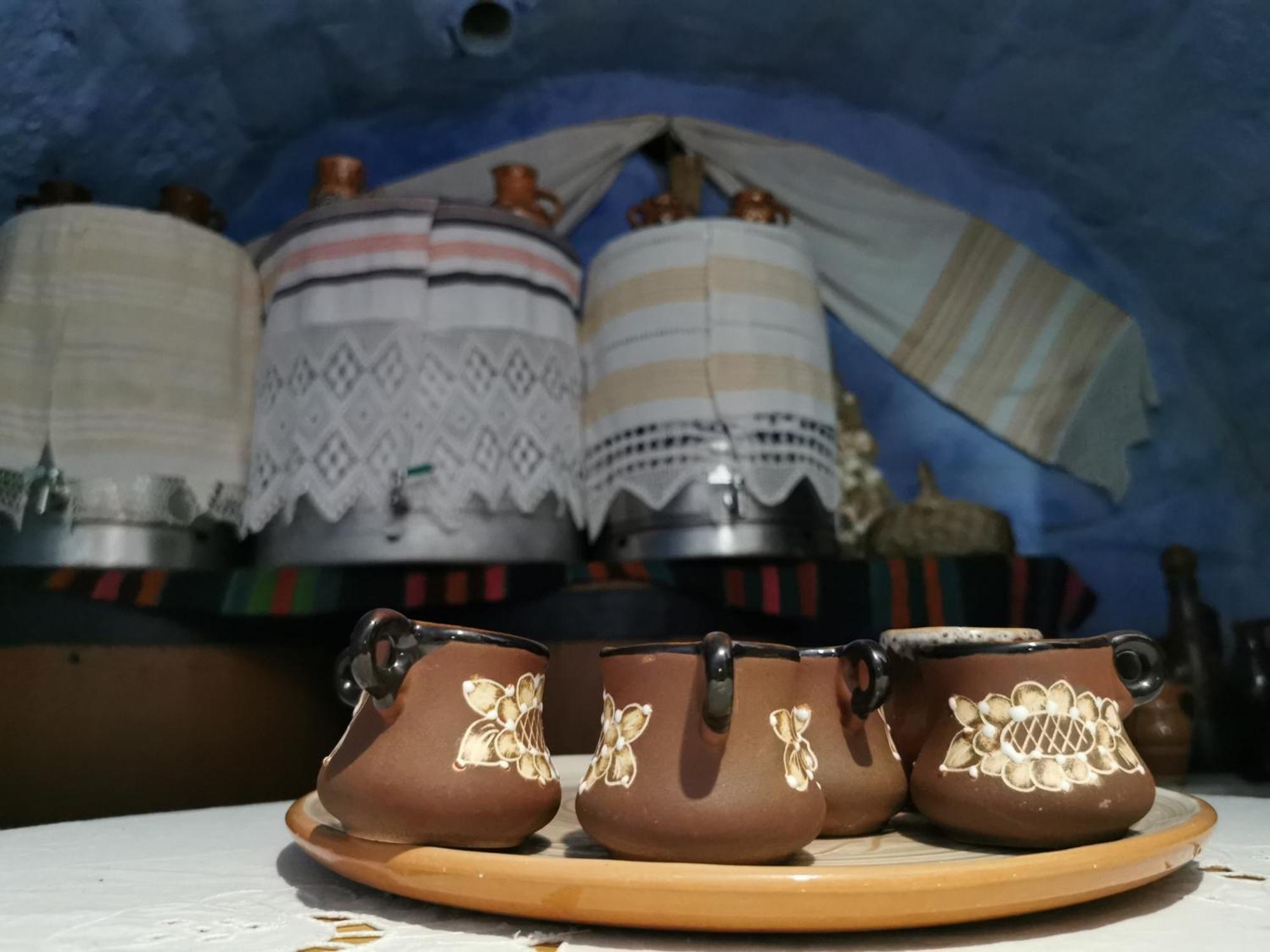 La Madalina Acomodação com café da manhã Selemet Exterior foto