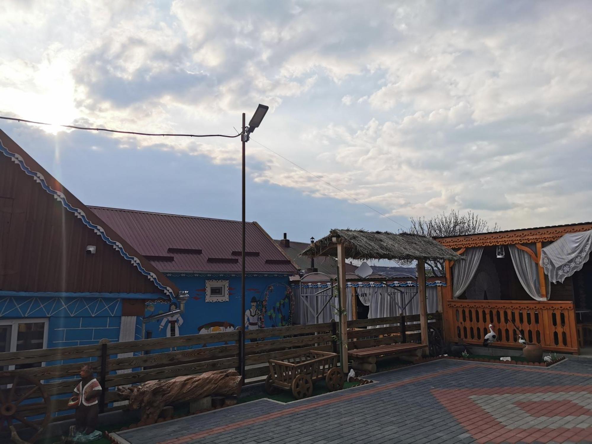 La Madalina Acomodação com café da manhã Selemet Exterior foto